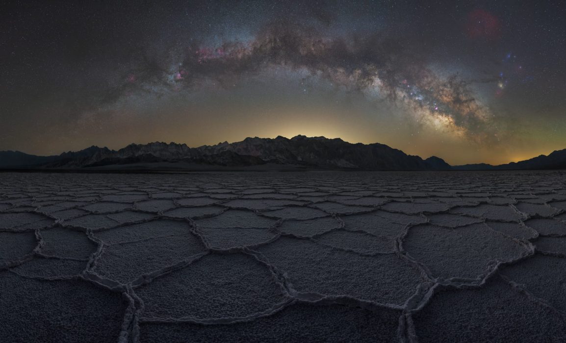 Milky-Way-Death-Valley-floor.jpg